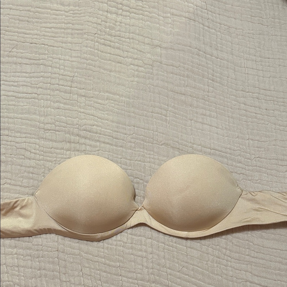 SKIMS Nude Strapless Push-Up Bra